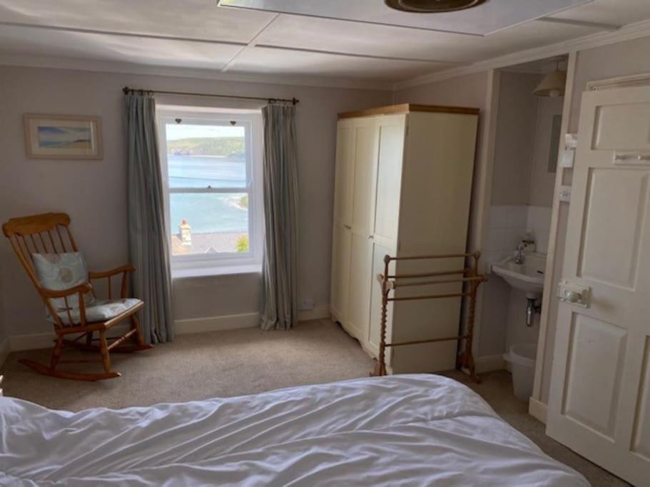 Arvonia Sleeps 7, Sea Views, Dog Friendly Villa New Quay  Eksteriør billede